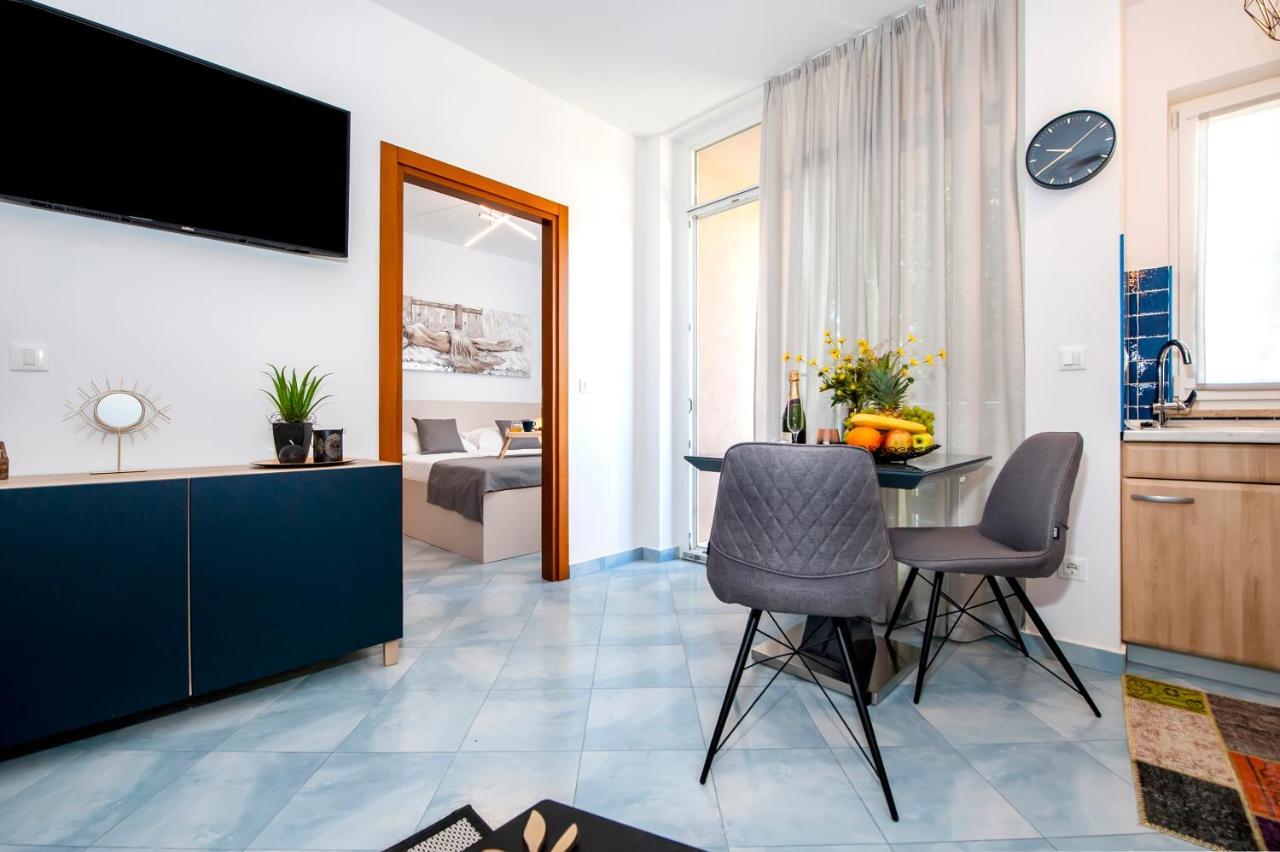 F&R Apartments II Ρόβινι Εξωτερικό φωτογραφία