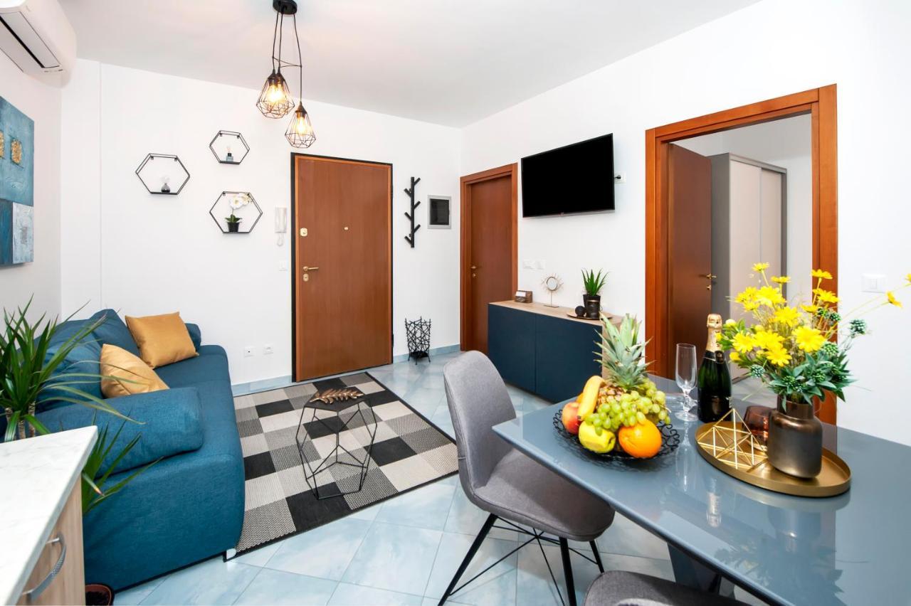 F&R Apartments II Ρόβινι Εξωτερικό φωτογραφία