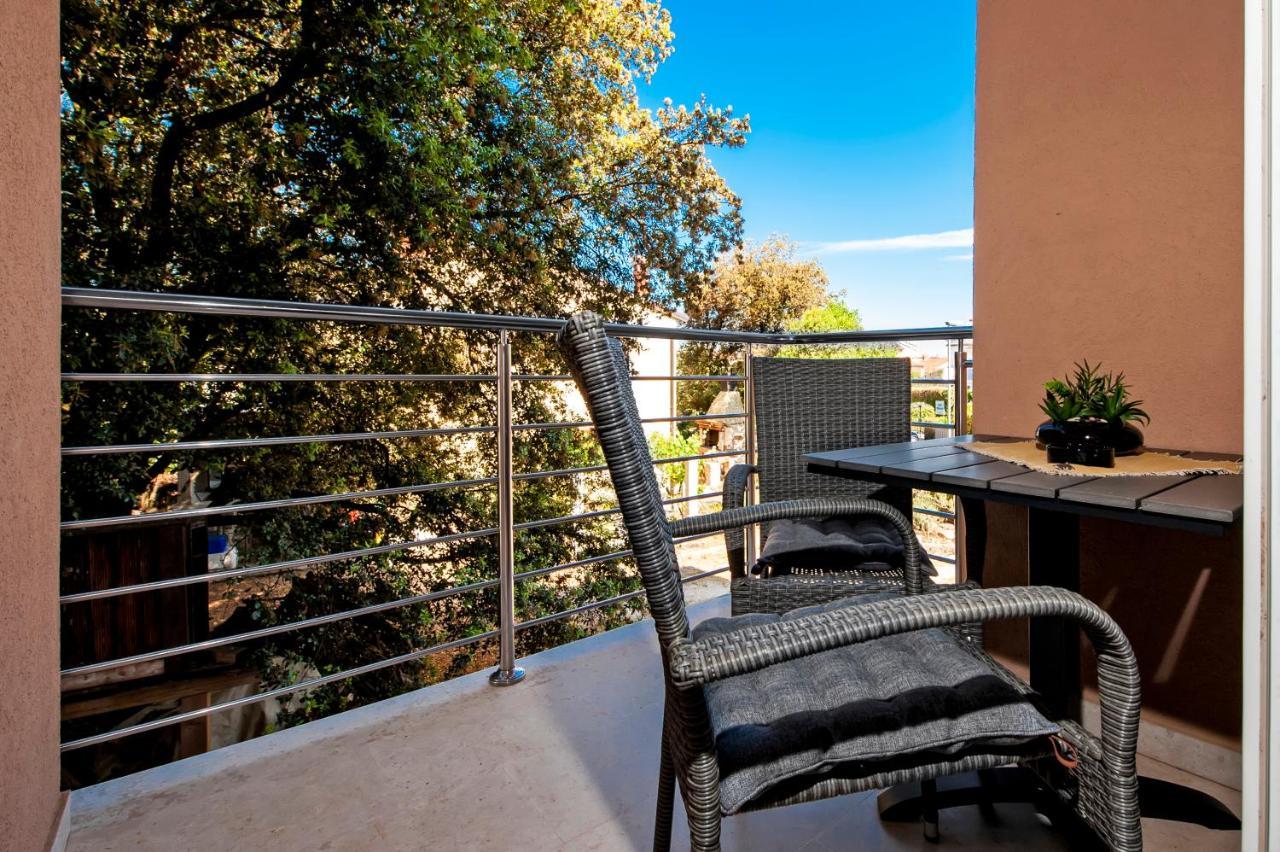 F&R Apartments II Ρόβινι Εξωτερικό φωτογραφία